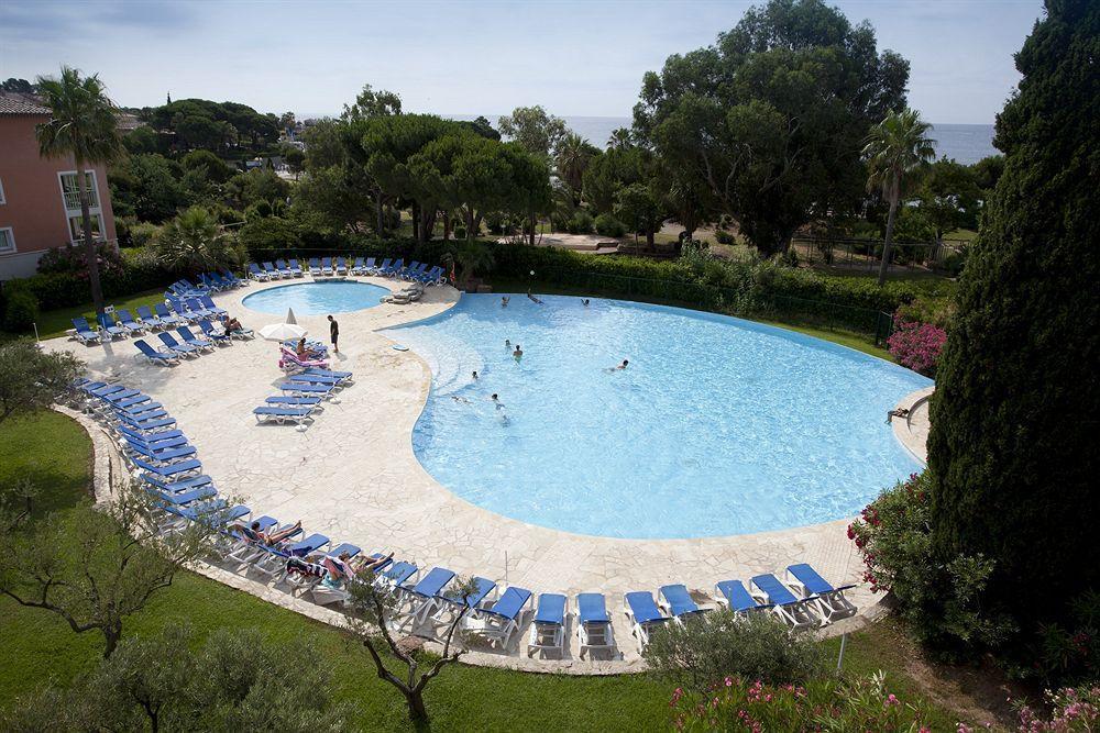 לס איסאמברה Pierre & Vacances Residence Les Rivages Des Issambres מראה חיצוני תמונה